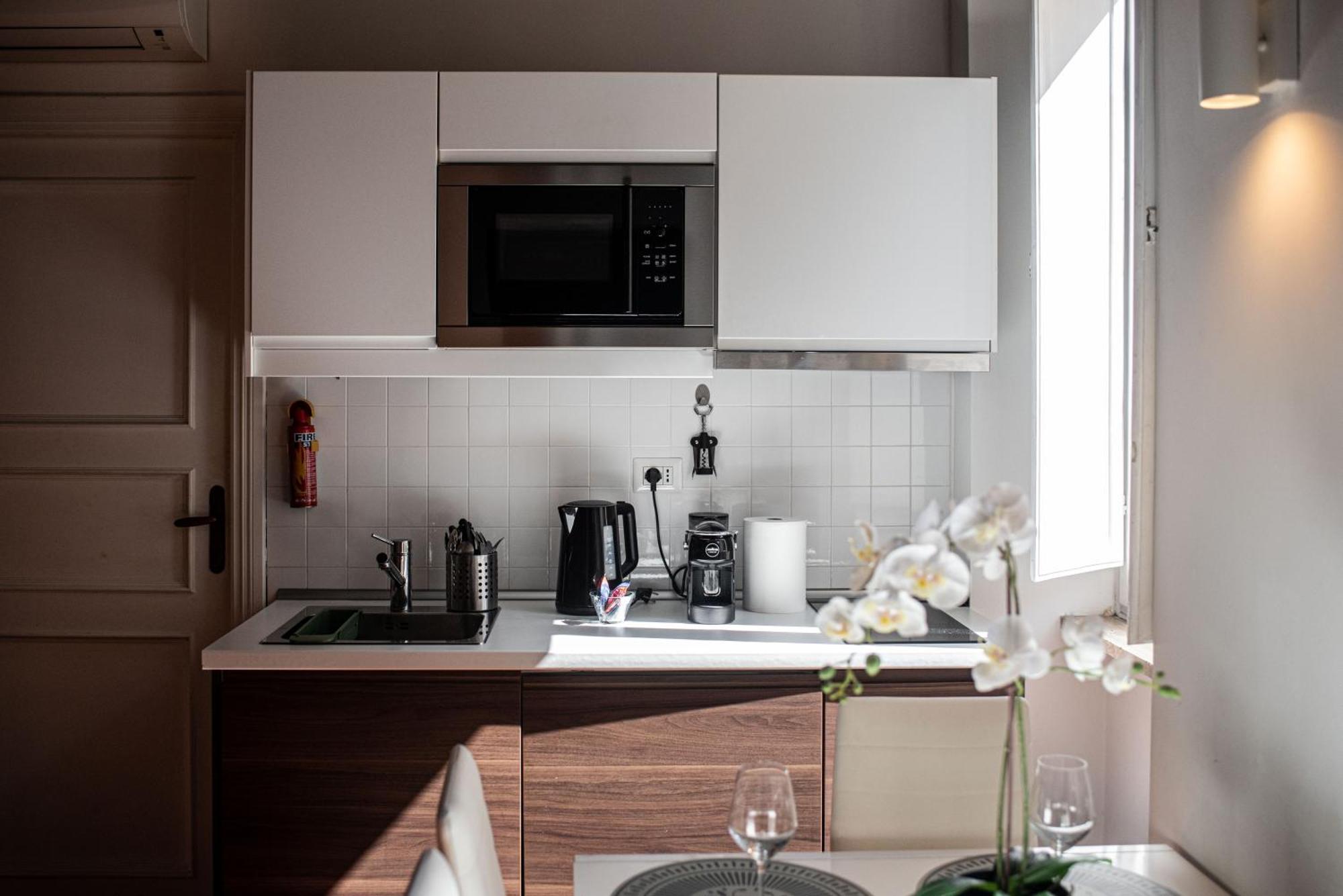 Spanish Steps Apartment & Terrace Рим Екстериор снимка